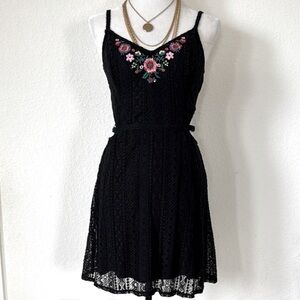 Hollister • Lace Embroidered Sundress